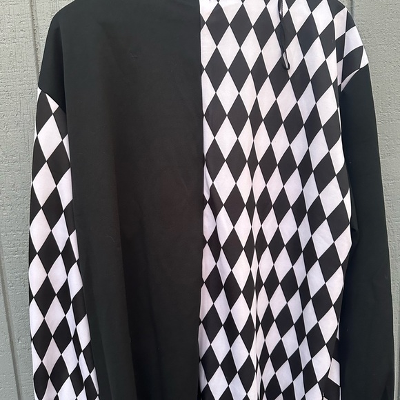 Evil Jester Men’s Costume - Picture 9 of 14